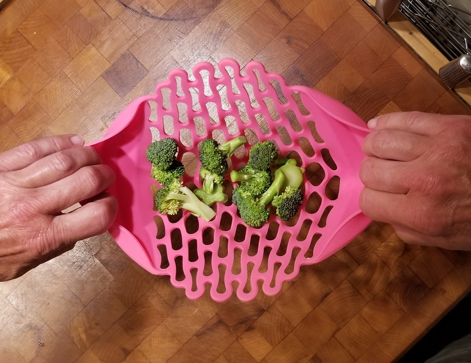 Gloop Colander Great Galley Gadget: Zero-space Colander – Teardrop Trailer Travels